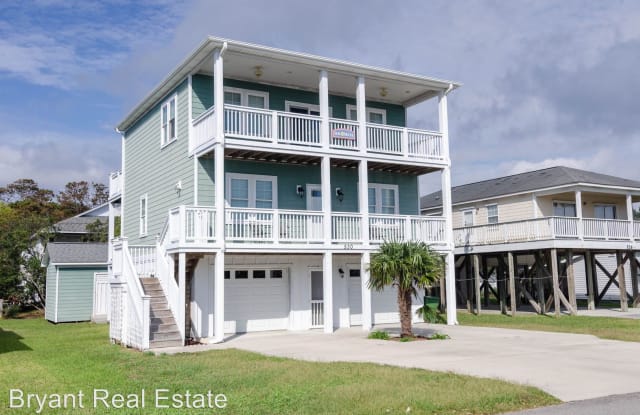 530 South Fourth Avenue - 530 Fourth Ave South, Kure Beach, NC 28449