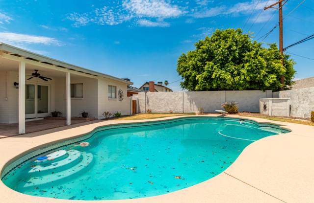 132 E Pebble Beach Dr