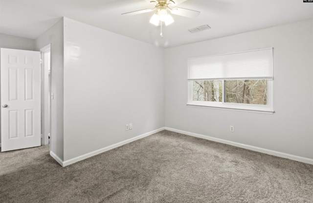 Photo of 275 Wynn Way B