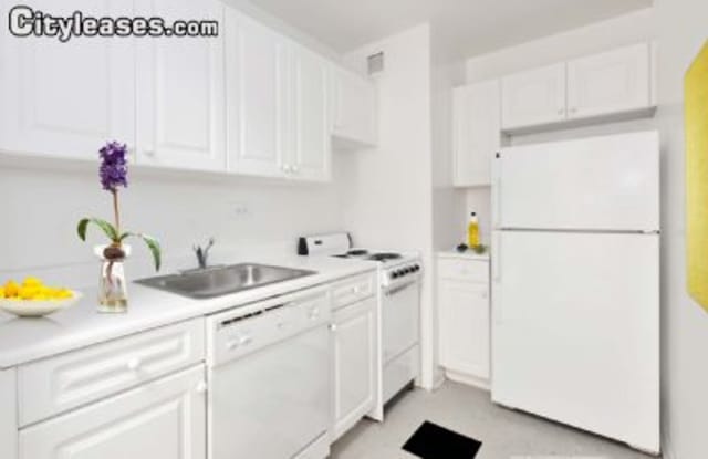 50 West 34th St Unit: 14A14 - 50 West 34th Street, New York City, NY 10118