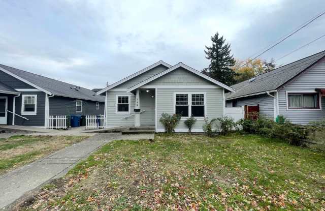 Photo of Kent - Cozy 3 bedroom / 2 bathroom Renovated home