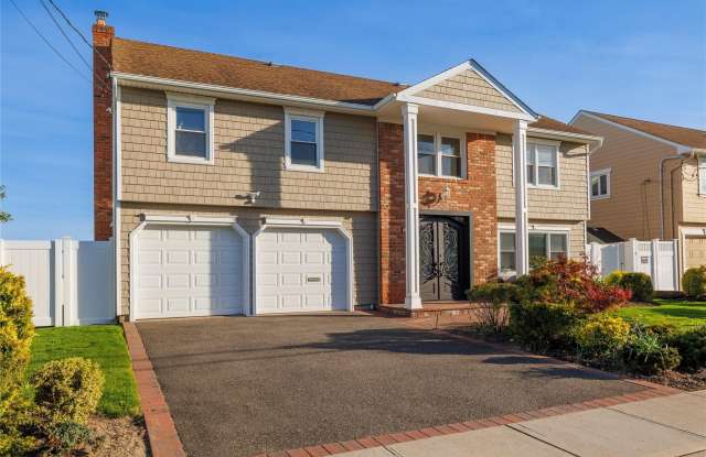 4047 Greentree Drive