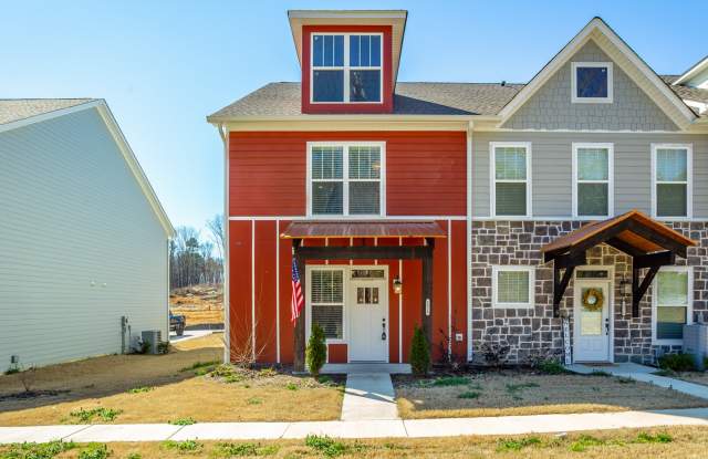 1828 Young Rd SE