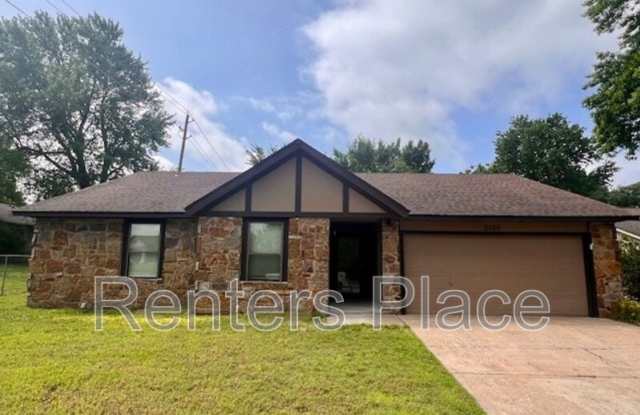 3105 East Louisville Street