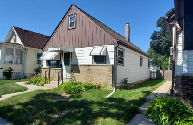 533 S 73rd St - 533 South 73rd Street, Milwaukee, WI 53214