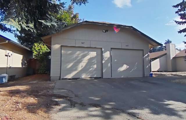 Photo of 2 Bedroom Duplex ~ Albany