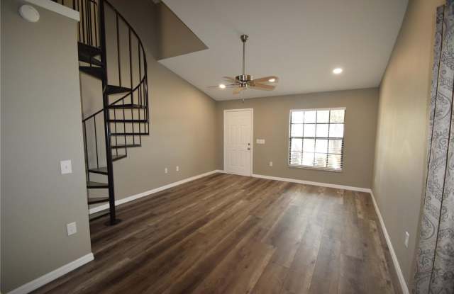 5002 FAIRFIELD DRIVE