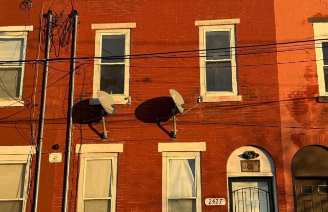 2427 N 10TH Street unit: B