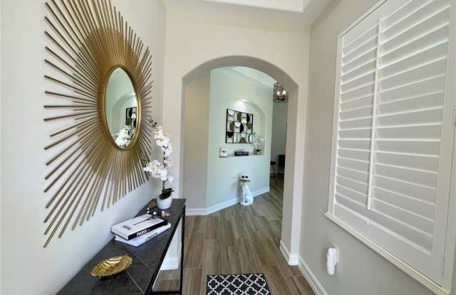 1628 Cayman Court unit: 2