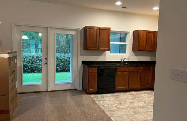 204 Swallowtail Lane