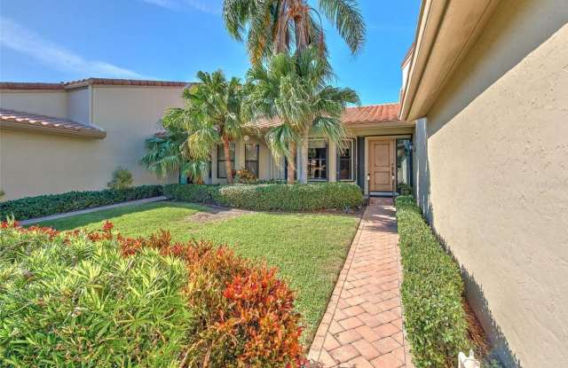 2377 Harbour Oaks Dr