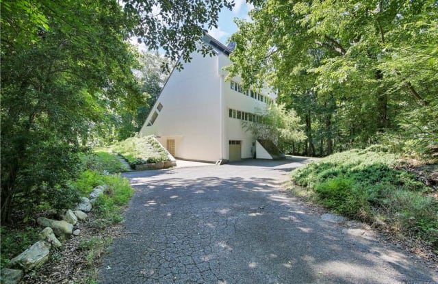 6 Upland Road - 6 Upland Road, Greenwich, CT 06831