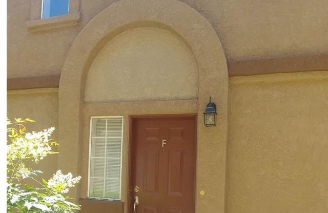 Chino Hills 2 Bedroom Townhome