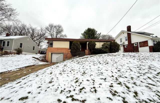 Photo of 1635 Goodyear Boulevard