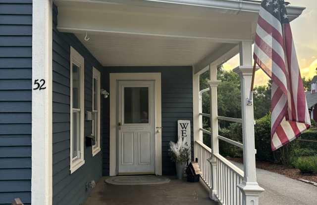 52 Pleasant Street