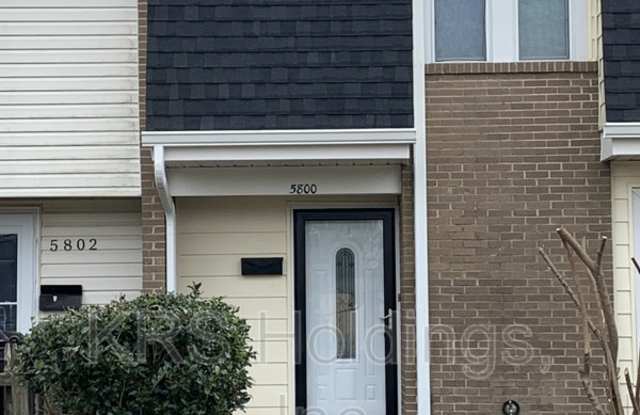 5800 N Cherokee cluster