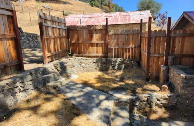 20005 Sasia Rd Guest house