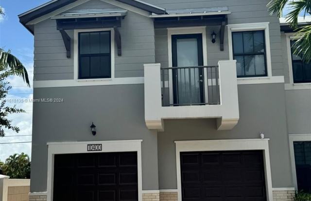 10400 NW 58th Ter