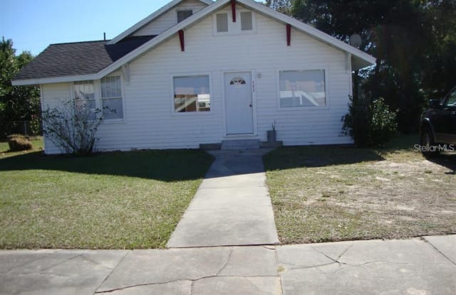 342 E TILLMAN AVENUE - 342 East Tillman Avenue, Lake Wales, FL 33853