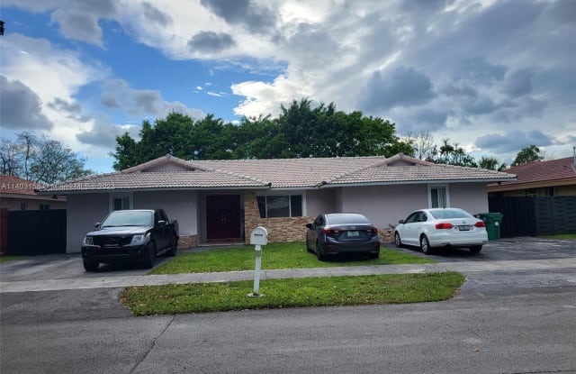 2150 SW 104th Pl - 2150 Southwest 104th Place, University Park, FL 33165