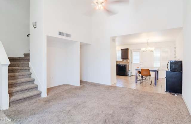 3178 BLUE DIRT Circle