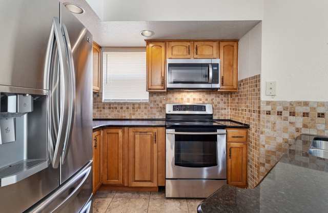 Photo of Venetian Place - 612