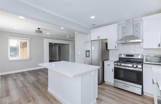 Photo of 4218 Fulton Place