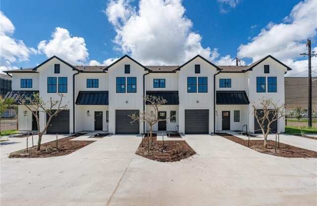 548 Cole Street unit: 3