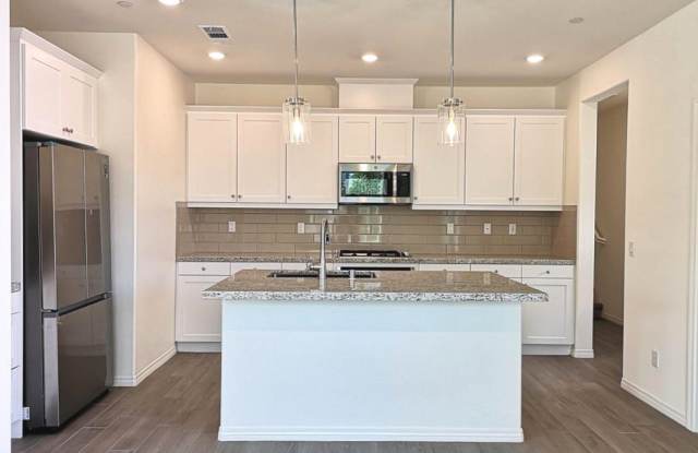 7574 Shorthorn Street