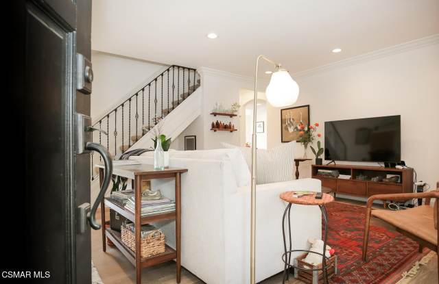 947 Driftwood Circle