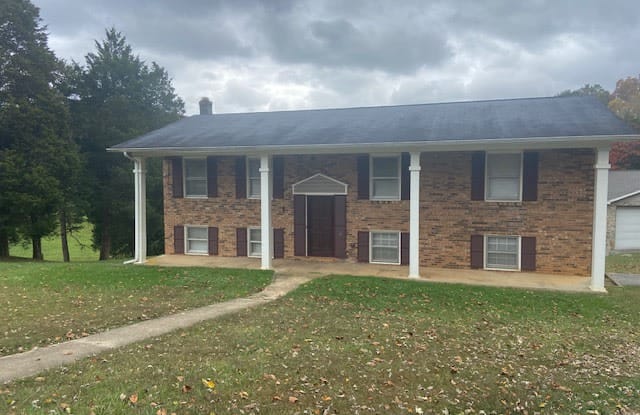 145 Pinecrest Rd - 145 Pinecrest Road, Hawkins County, TN 37642