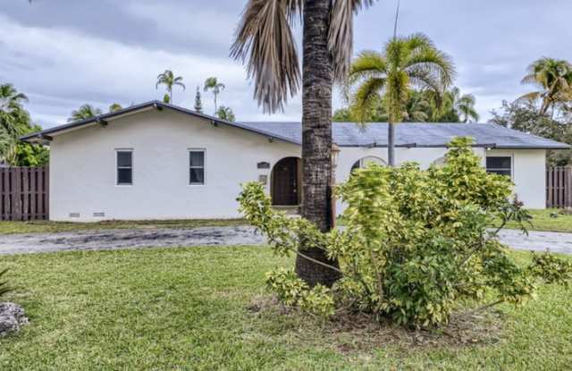 8601 Southwest 174th Street - 8601 Southwest 174th Street, Palmetto Bay, FL 33157