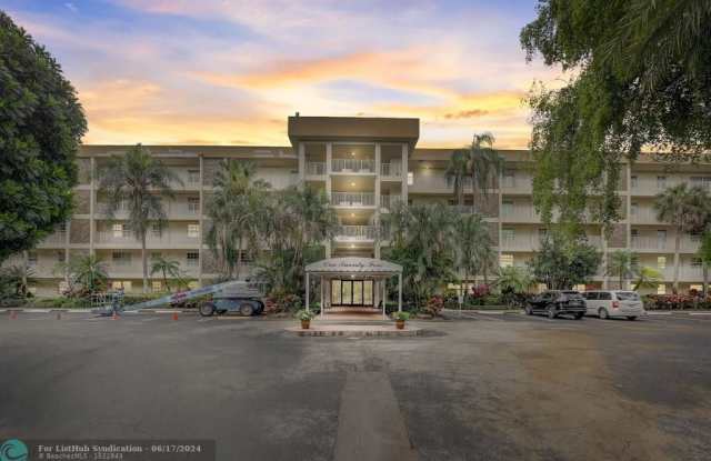 4000 Cypress Grove Way