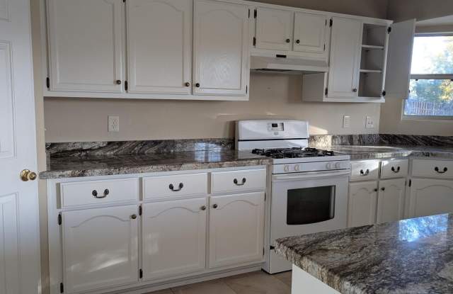 4381 N Lone Cactus Drive