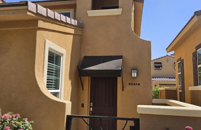 52414 Hawthorn Court