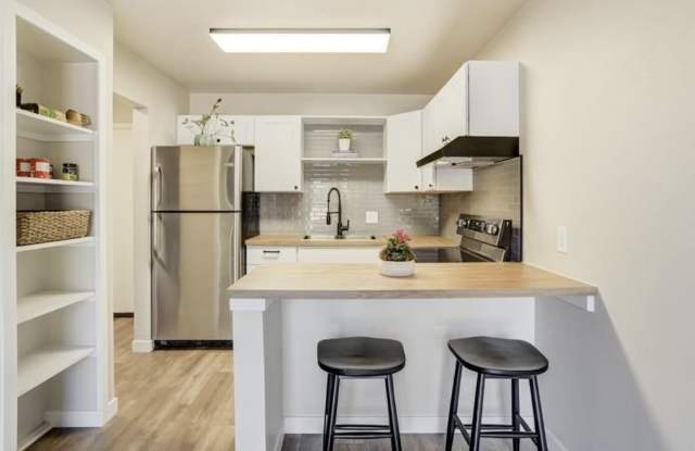 2430 Palmer Park Boulevard