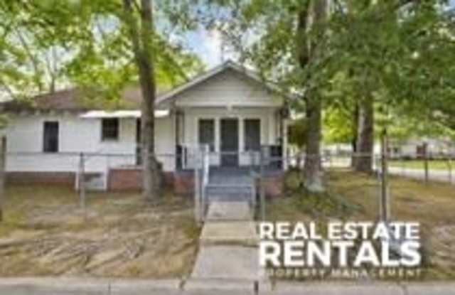 Photo of 1317 Stroud Avenue - #423