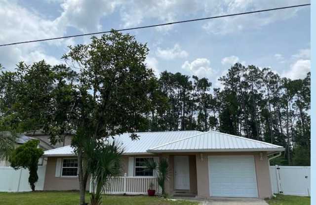 Pool Home with Tiki Bar! - 72 Smith Trail, Palm Coast, FL 32164