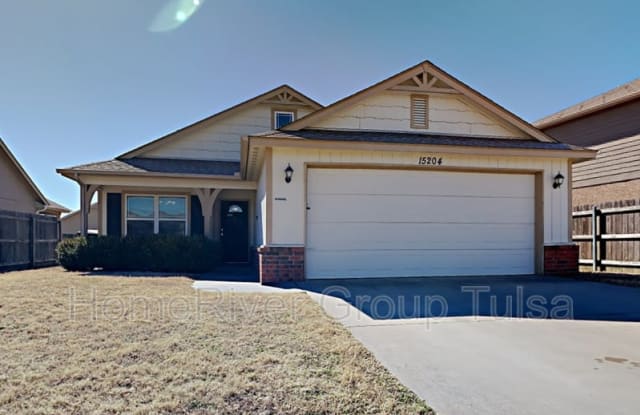 15204 E 109th St N - 15204 East 109th Street North, Owasso, OK 74055