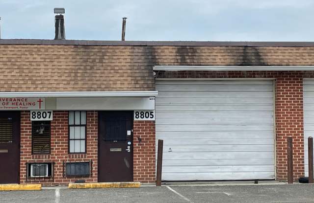 Photo of 8805 WALKER MILL Road unit: B-3