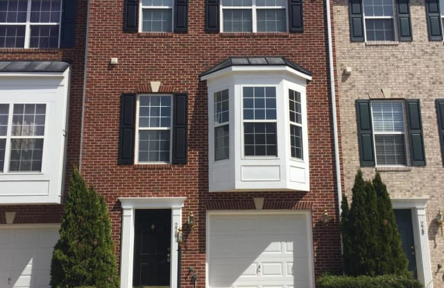 226 HAWKS VIEW SQUARE SE - 226 Hawks View Square Southeast, Leesburg, VA 20175