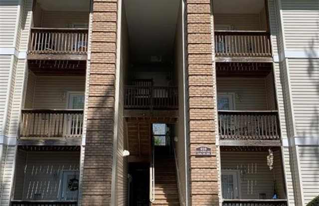 459 Old Colonial Way