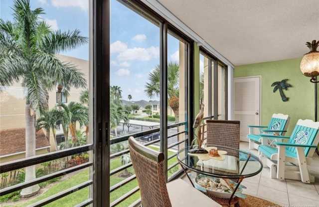 3392 NE Causeway Boulevard unit: 304