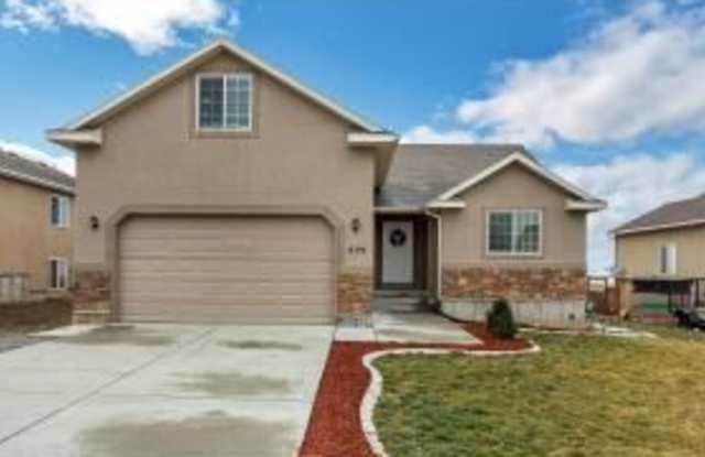 829 N 730 W - 829 North 730 West, Tooele, UT 84074