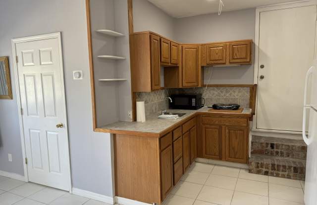 7826 BELLEMEADE Boulevard S