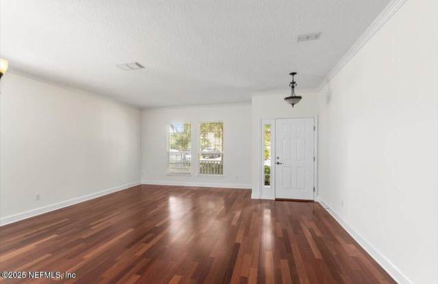 336 EDGE OF WOODS Road