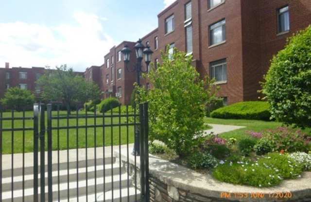 16 Ashland St