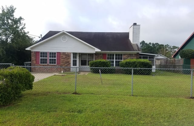 615 Honey Ridge Ln - 615 Honey Ridge Road, Hinesville, GA 31313