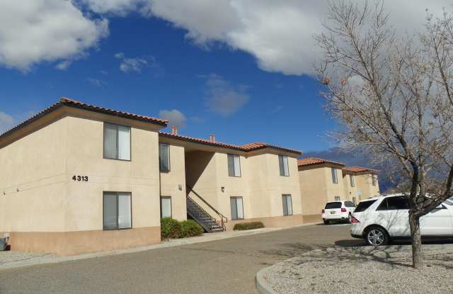 4313 Sabana Loop SE unit: A