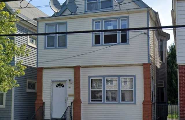 188 AVENUE C - 188 Avenue C, Bayonne, NJ 07002